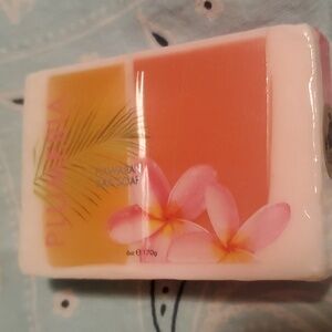 PLUMERIA Hawaiian Bar Soap Maui Soap Co.s
